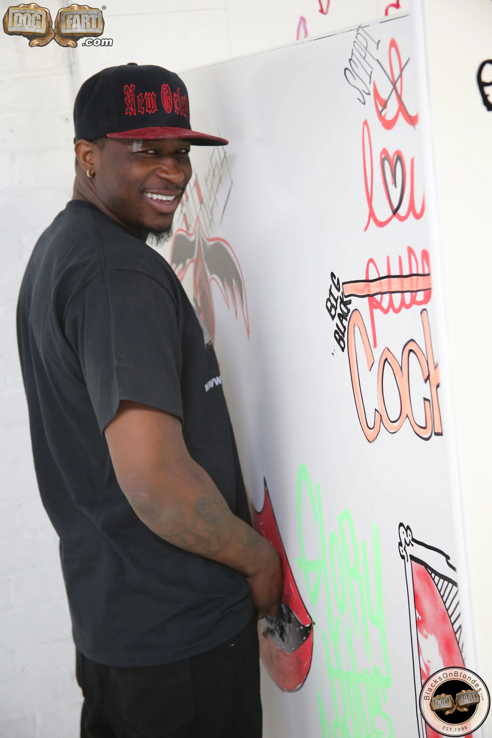 Dogfart '- Blacks On Blondes' protagonizando Abbey Brooks (foto 7)