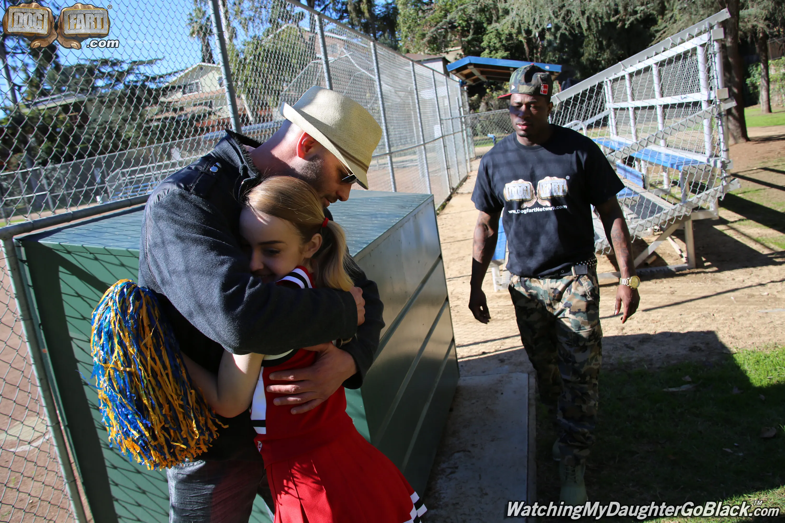 Dogfart '- Watching My Daughter Go Black' starring Alexia Gold (Photo 2)