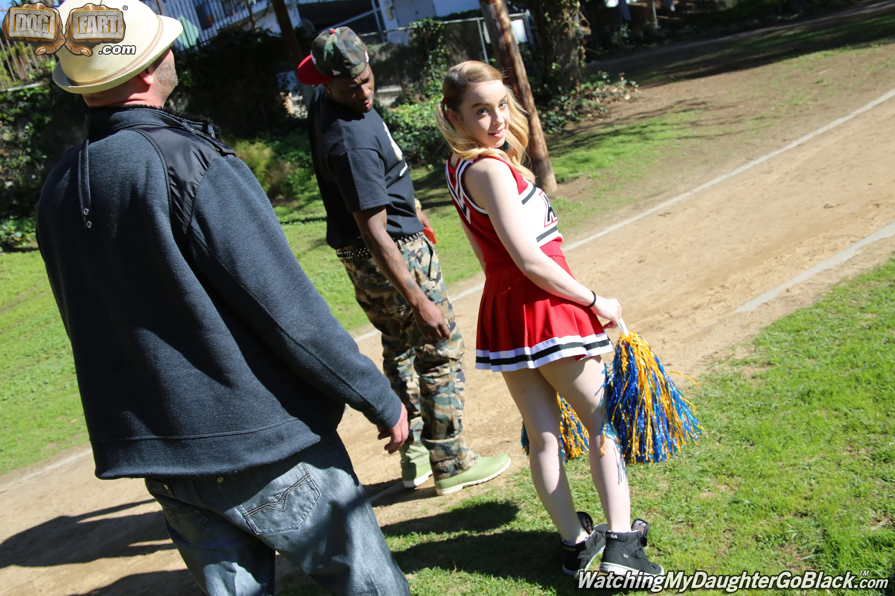 Dogfart '- Watching My Daughter Go Black' starring Alexia Gold (Photo 6)