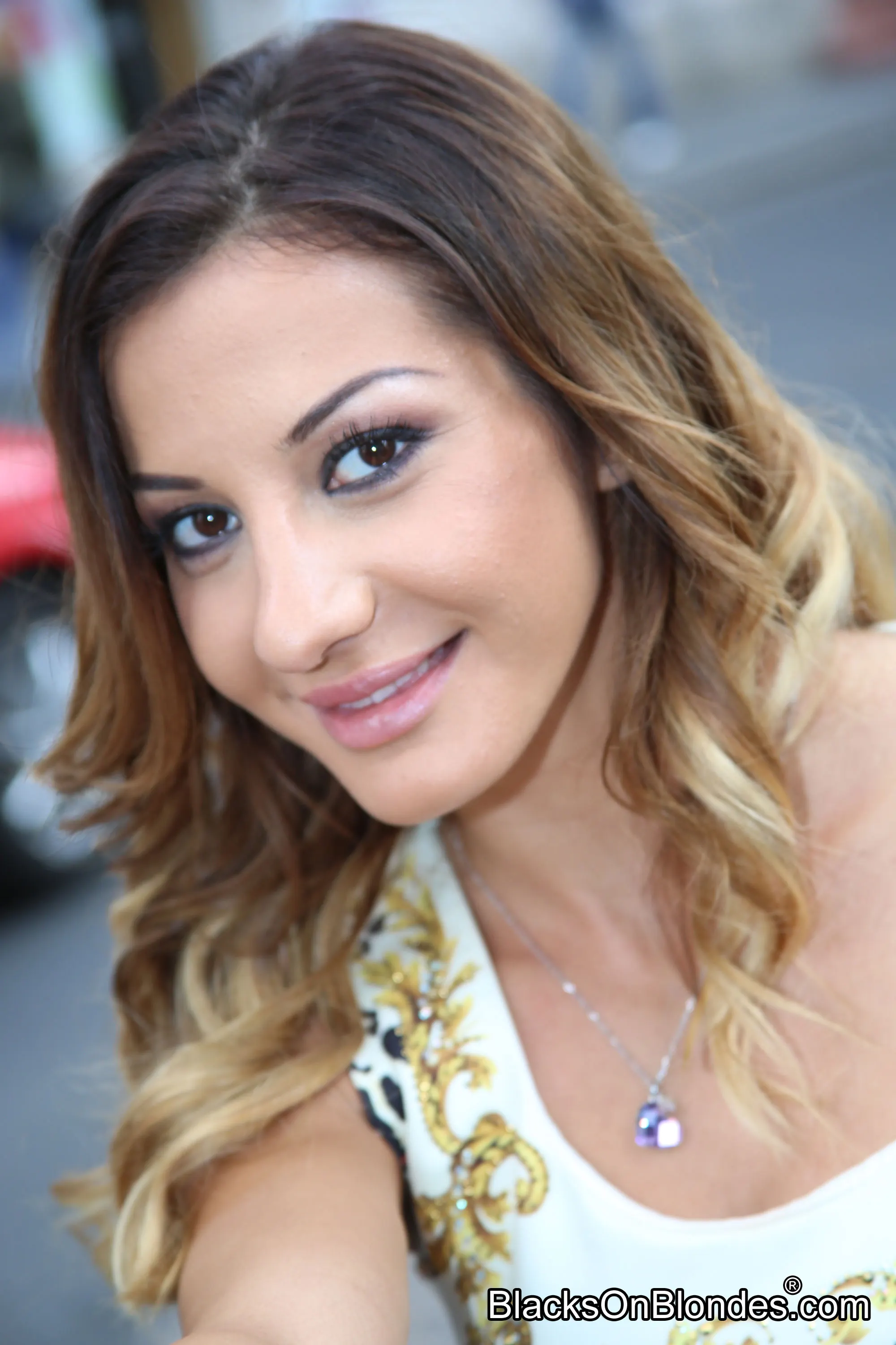 Dogfart '- Blacks On Blondes' starring Alice Romain (Photo 1)