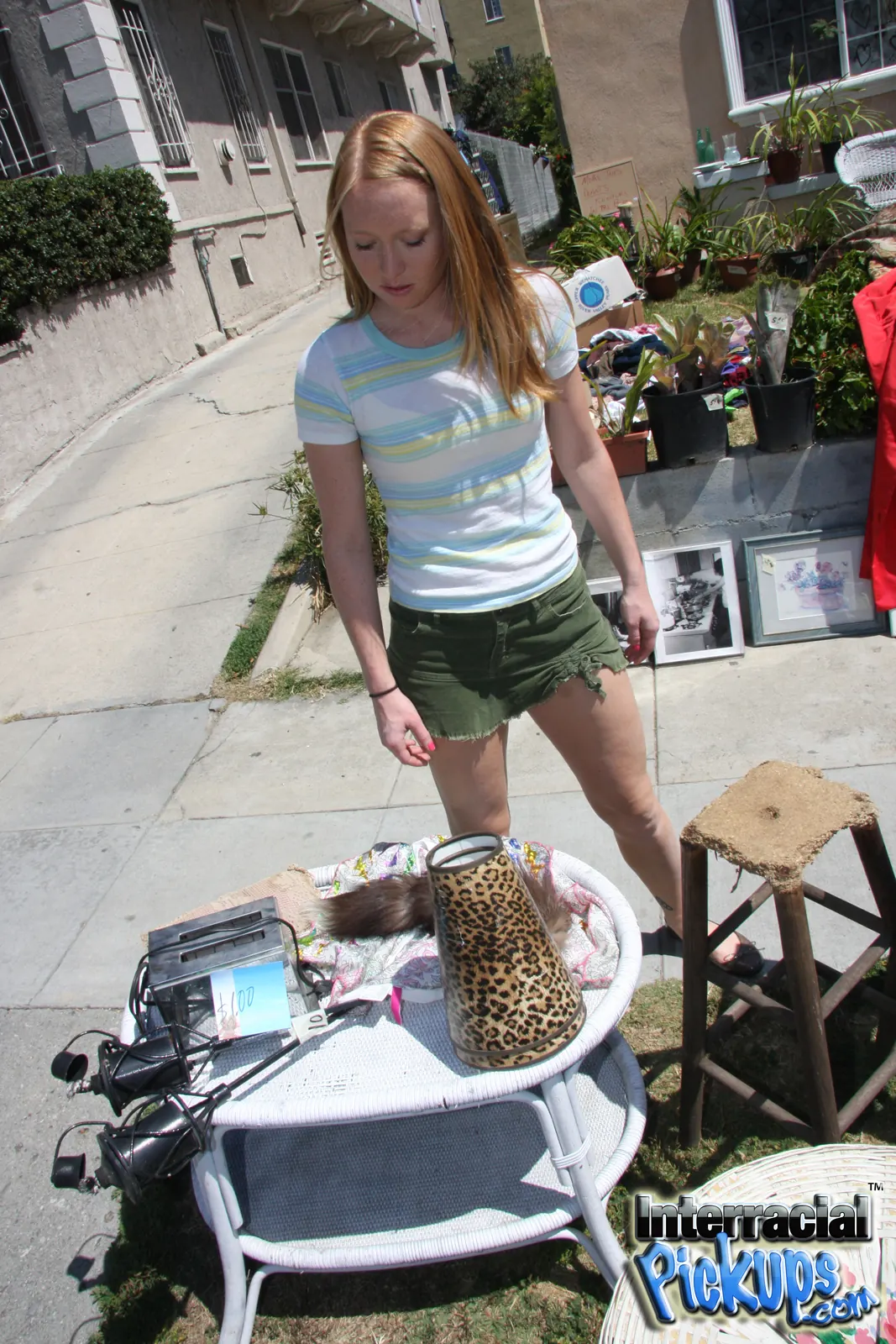 Ami Emerson en '- Interracial Pickups' from 'Dogfart' (foto 1) Dogfart '- Interracial Pickups' protagonizando Ami Emerson (foto 1)