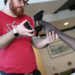 Anissa Kate in 'Dogfart' - Cuckold Sessions (Thumbnail 22)