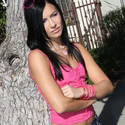 Ashli Orion en 'Dogfart' - Interracial Pickups (Miniatura 1)