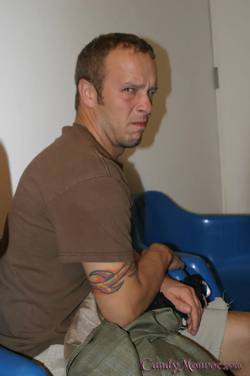 Candy Monroe en 'Candy Monroe' from 'Dogfart' (foto 20) Dogfart 'Candy Monroe' protagonizando Candy Monroe (foto 20)