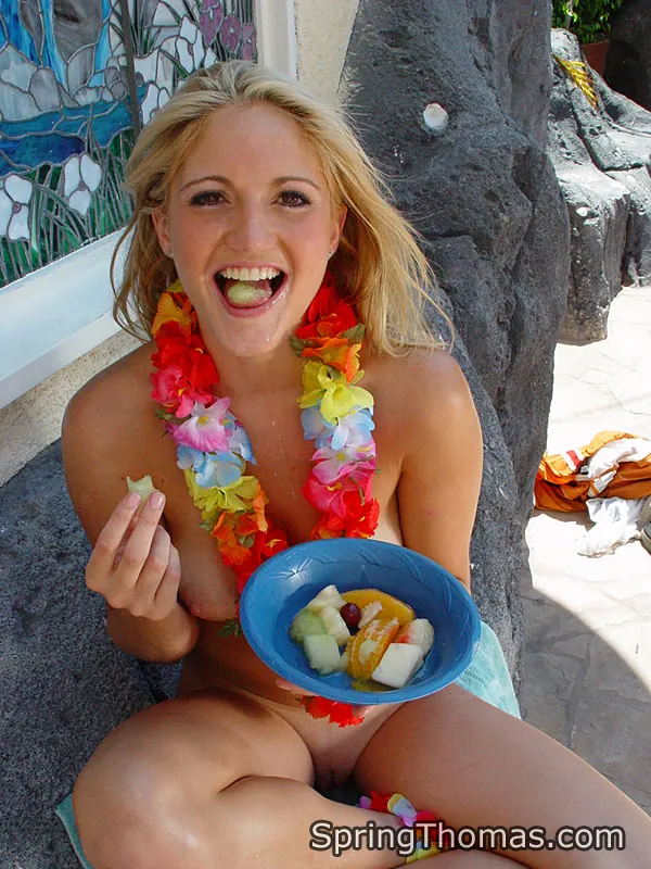 Dogfart 'Spring Thomas' starring Spring Thomas (Photo 30)