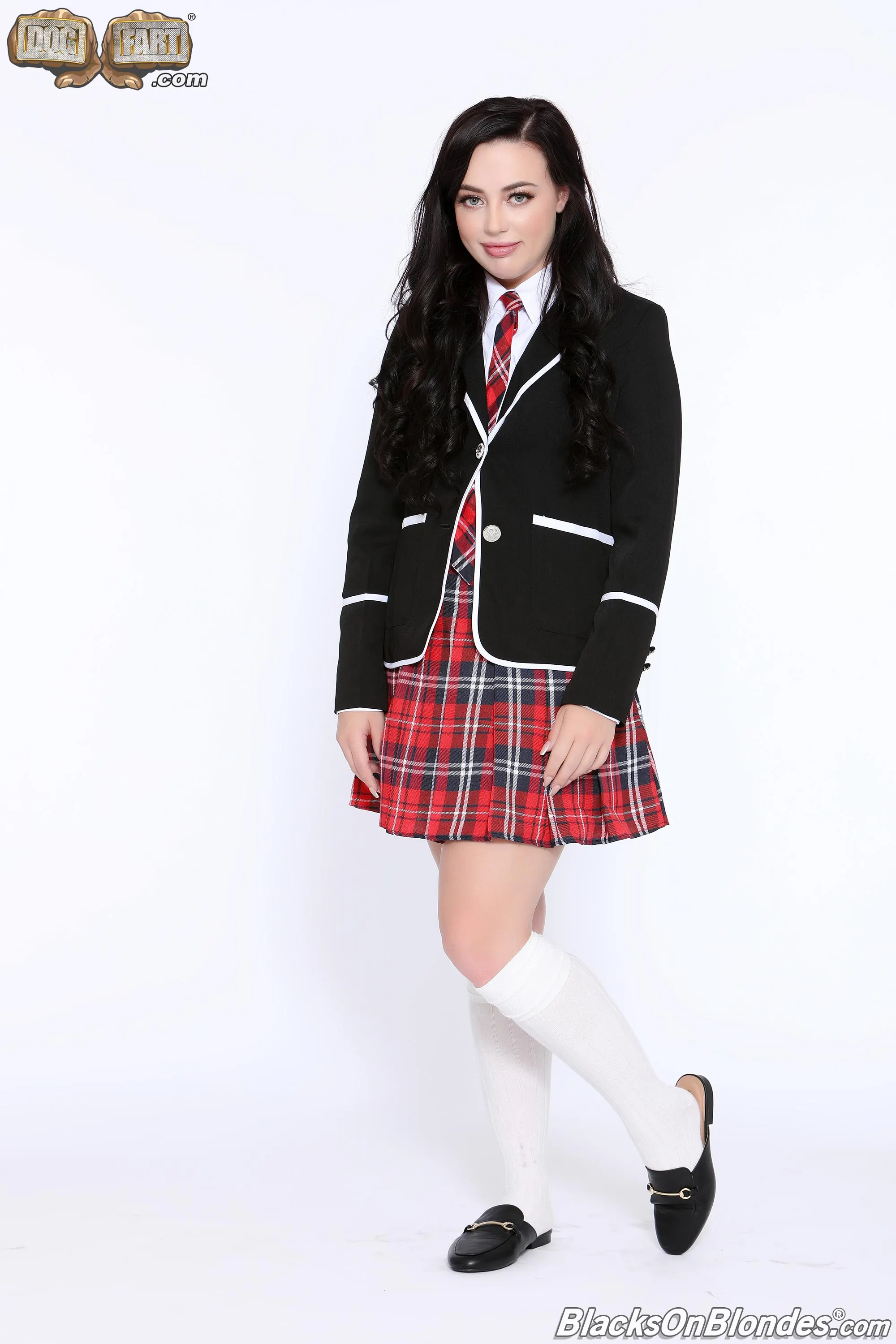 Dogfart 'and Whitney Wright - Blacks On Blondes' protagonizando Casey Calvert (foto 3)