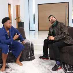 Chloe Rose en 'Dogfart' - Blacks On Blondes (Miniatura 84)