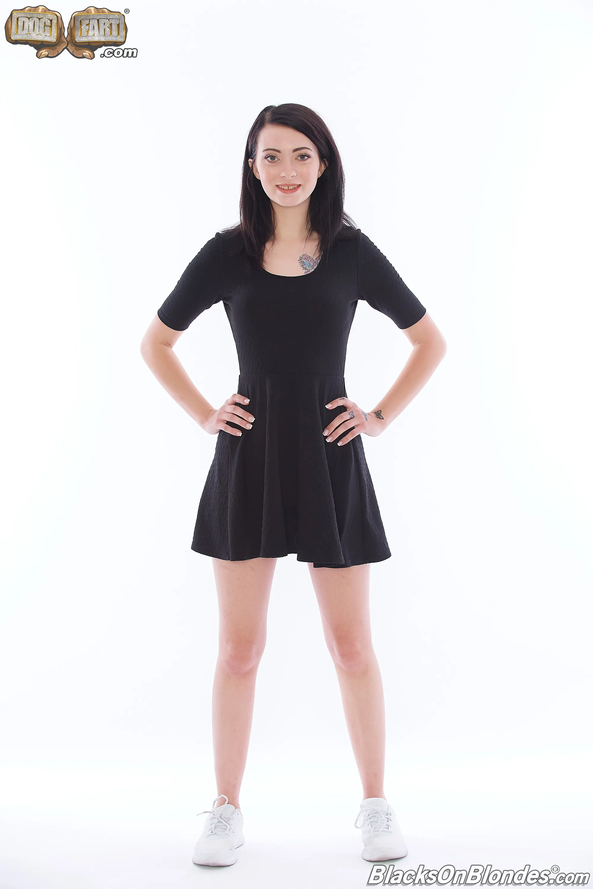 Dogfart '- Blacks On Blondes' protagonizando Corra Cox (foto 1)