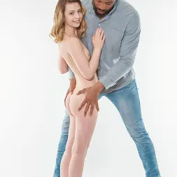 Daisy Bean in - Blacks On Blondes (Photo 65) Daisy Bean in 'Dogfart' - Blacks On Blondes (Thumbnail 65)