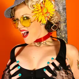 Candy Monroe in 'Dogfart' Candy Monroe (Thumbnail 6)