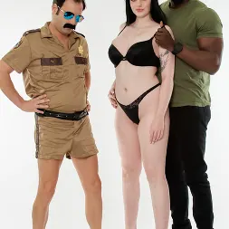 Em Indica en 'Dogfart' - Cuckold Sessions (Miniatura 77)