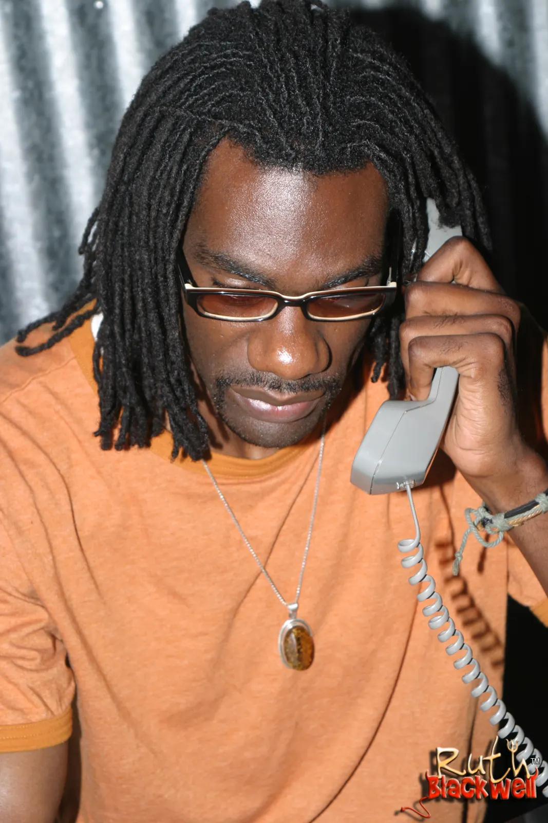 Dogfart 'Ruth Blackwell' protagonizando Ruth Blackwell (foto 6)