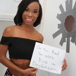 Ivory Logan in - Gloryhole Initiations (Photo 10) Ivory Logan in 'Dogfart' - Gloryhole Initiations (Thumbnail 10)