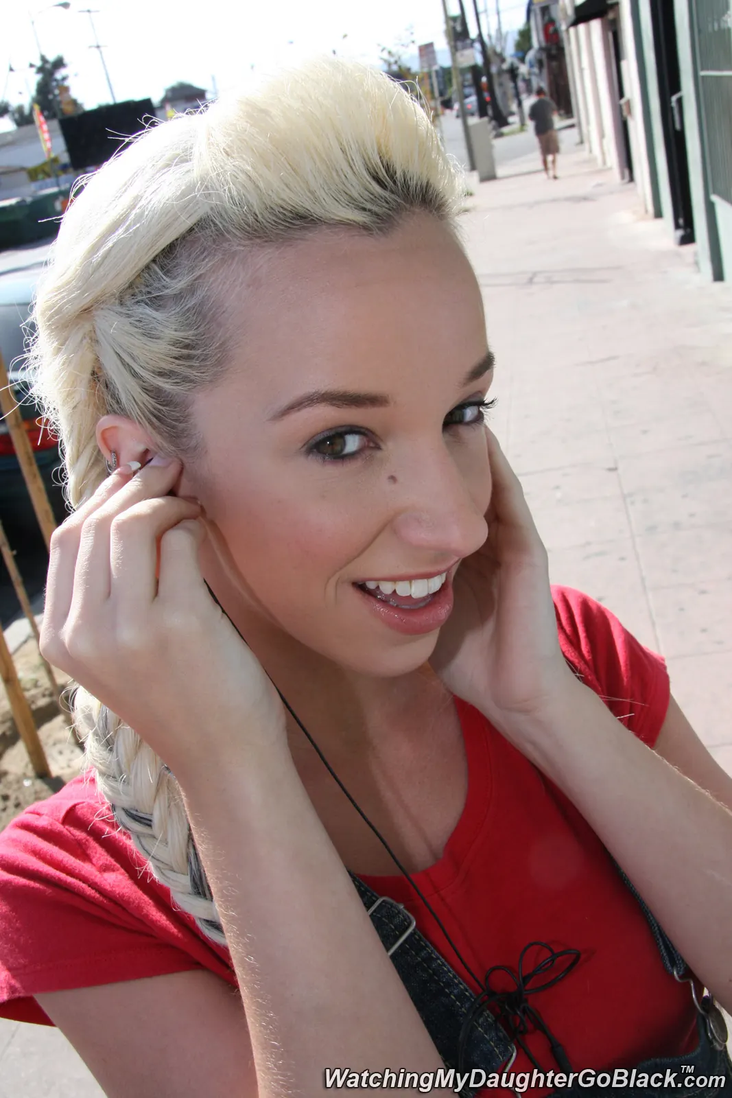 Dogfart '- Watching My Daughter Go Black' protagonizando Jada Stevens (foto 1)