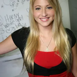 Jessi Stone en 'Dogfart' - Glory Hole (Miniatura 1)