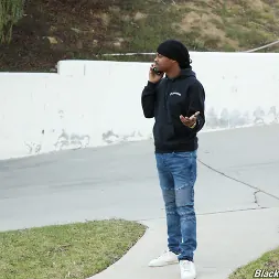 Kay Lovely en 'Dogfart' - Blacks On Blondes (Miniatura 77)