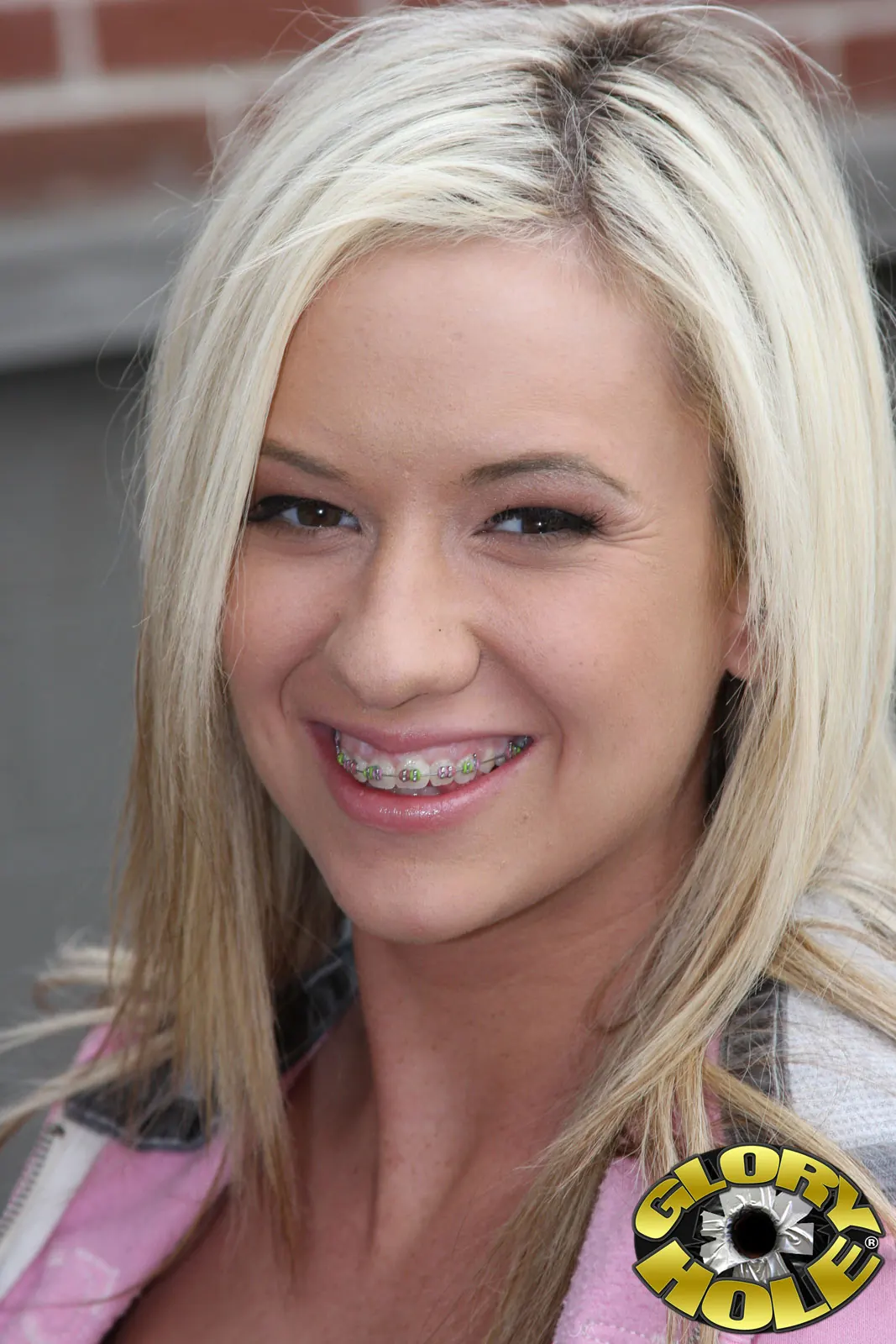 Dogfart '- Glory Hole' starring Kaylee Hilton (Photo 2)