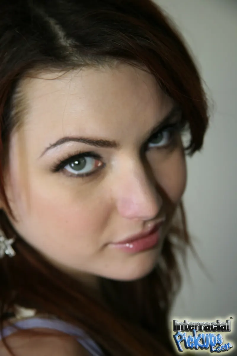 Dogfart '- Interracial Pickups' protagonizando Marina Blue (foto 10)