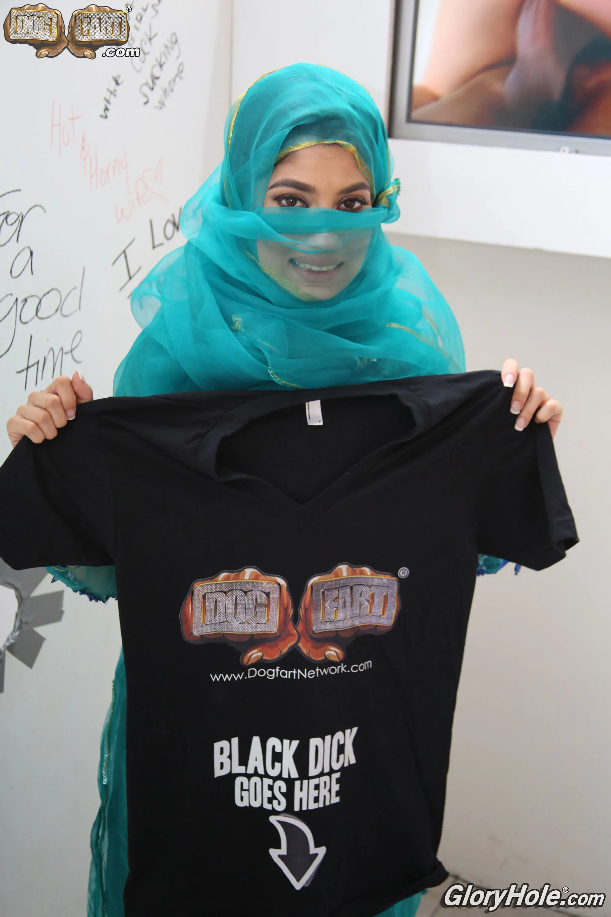 Dogfart '- Glory Hole' protagonizando Nadia Ali (foto 5)