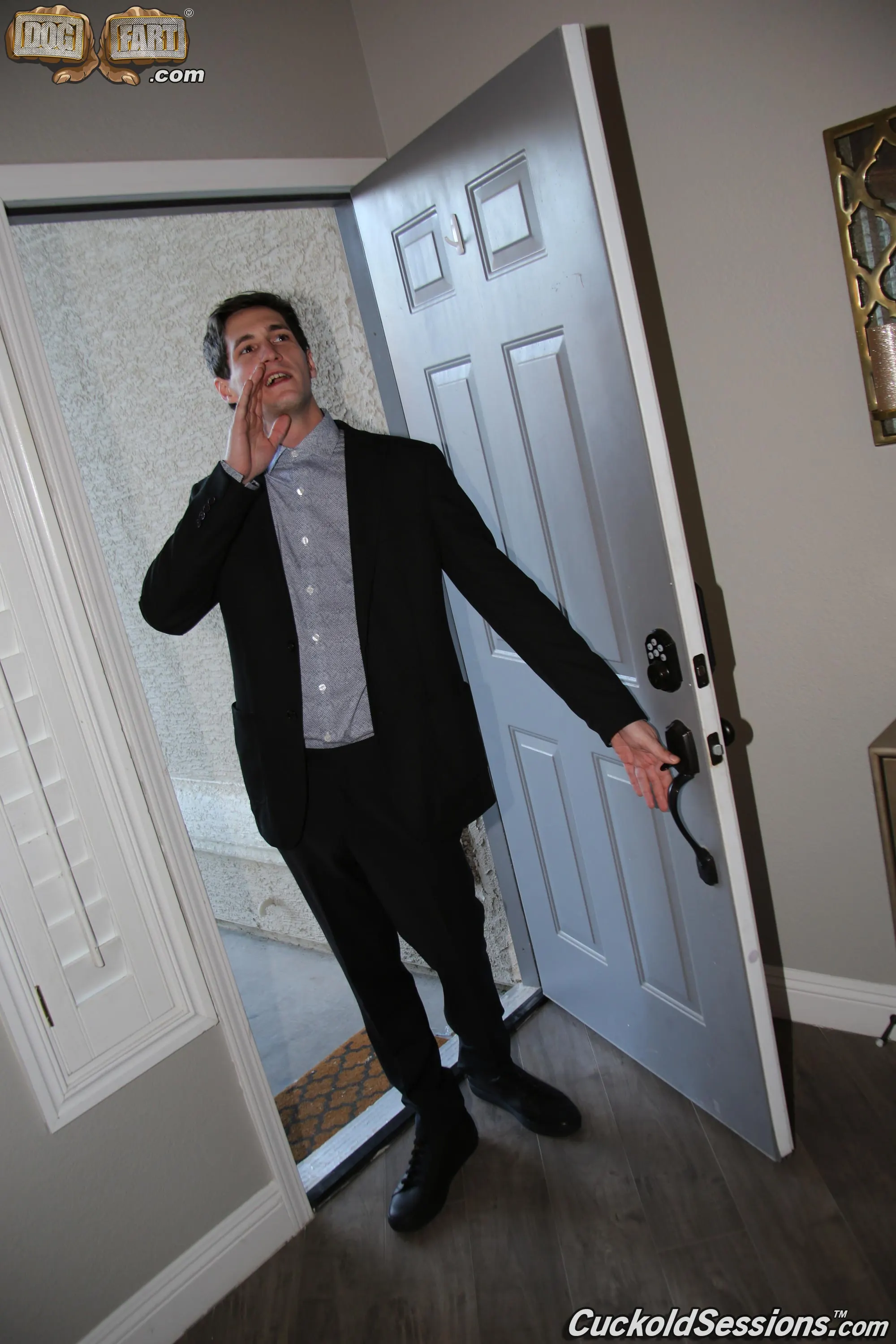 Dogfart '- Cuckold Sessions' protagonizando Pepper Hart (foto 5)