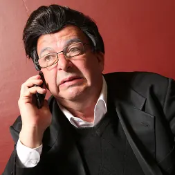 Raven Bay en 'Dogfart' and Nina Hartley - Cuckold Sessions (Miniatura 3)