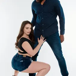 Sophia Burns in - Cuckold Sessions (Photo 80) Sophia Burns in 'Dogfart' - Cuckold Sessions (Thumbnail 80)