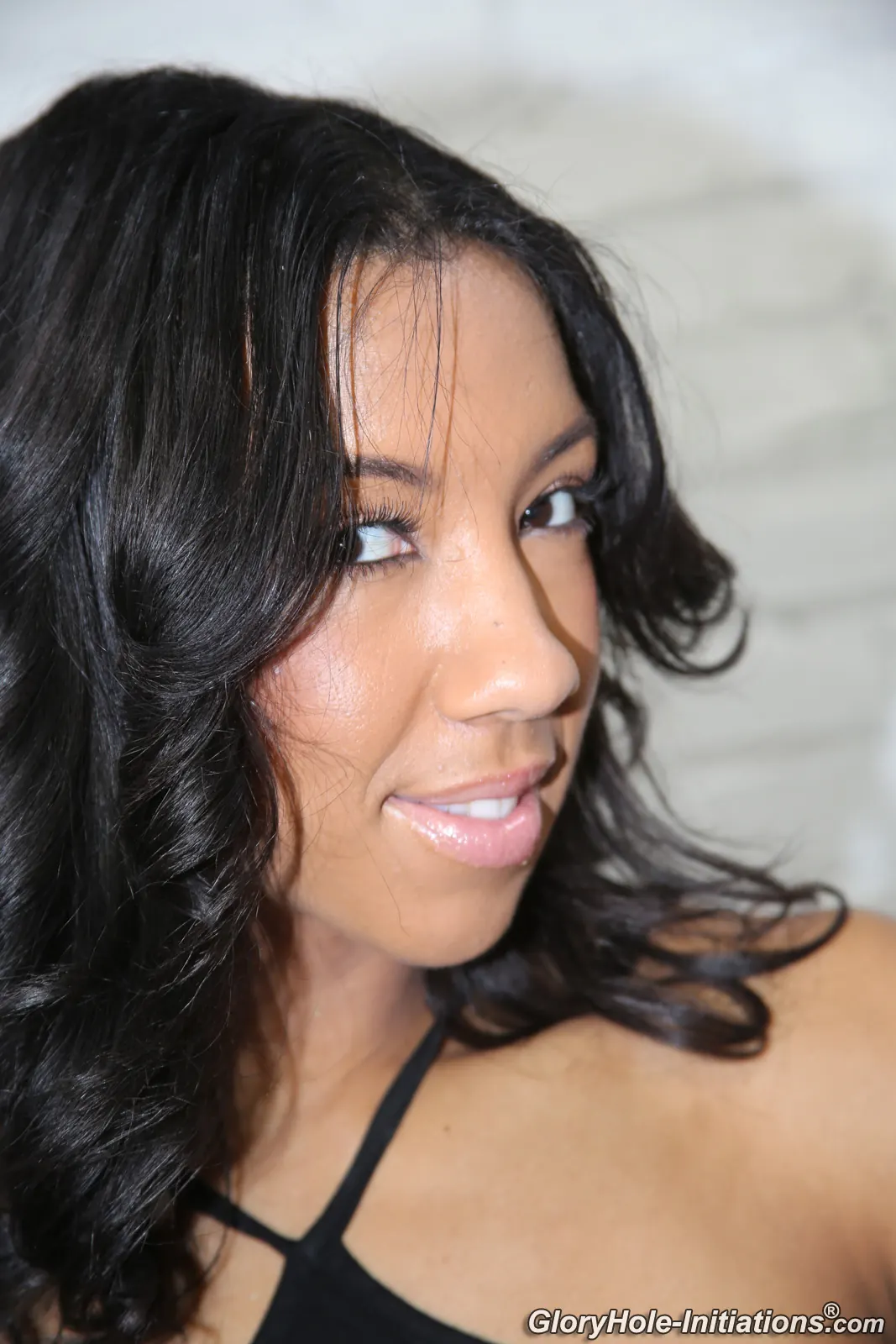 Dogfart '- Glory Hole Initiations' protagonizando Sophia Fiore (foto 4)