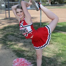 Summer Carter in 'Dogfart' - Blacks On Blondes (Thumbnail 1)