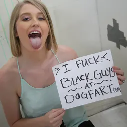 Summer Carter in - Glory Hole (Photo 30) Summer Carter in 'Dogfart' - Glory Hole (Thumbnail 30)