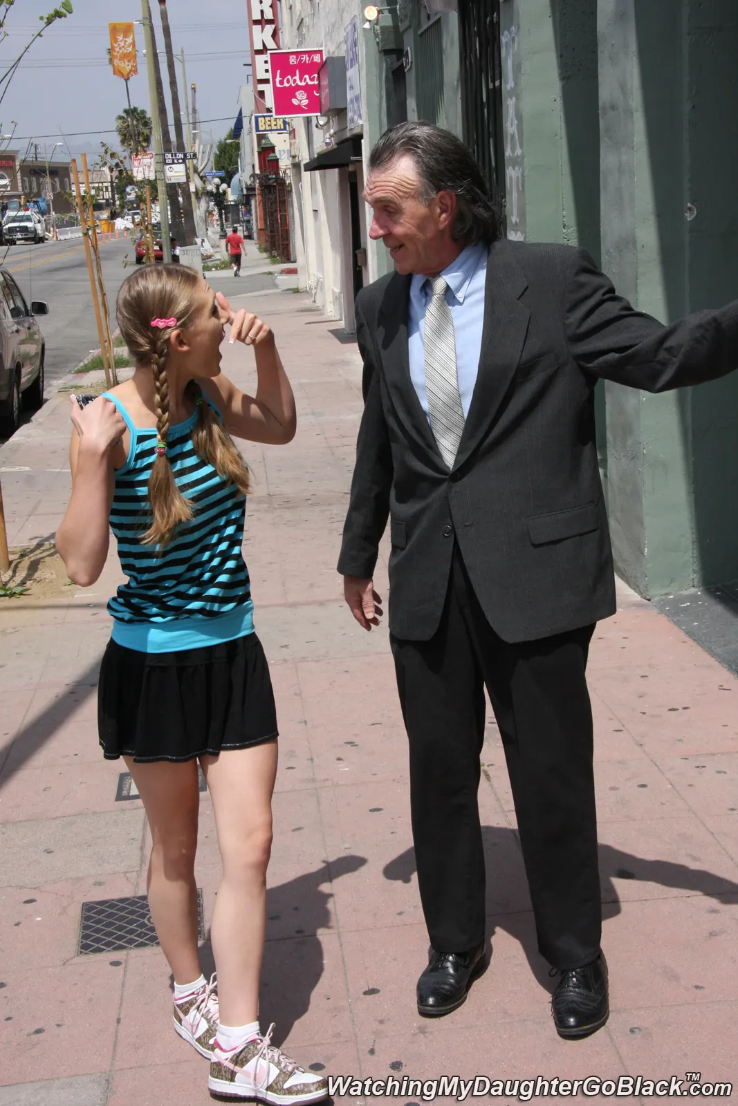 Dogfart '- Watching My Daughter Go Black' protagonizando Sunset Diamond (foto 2)