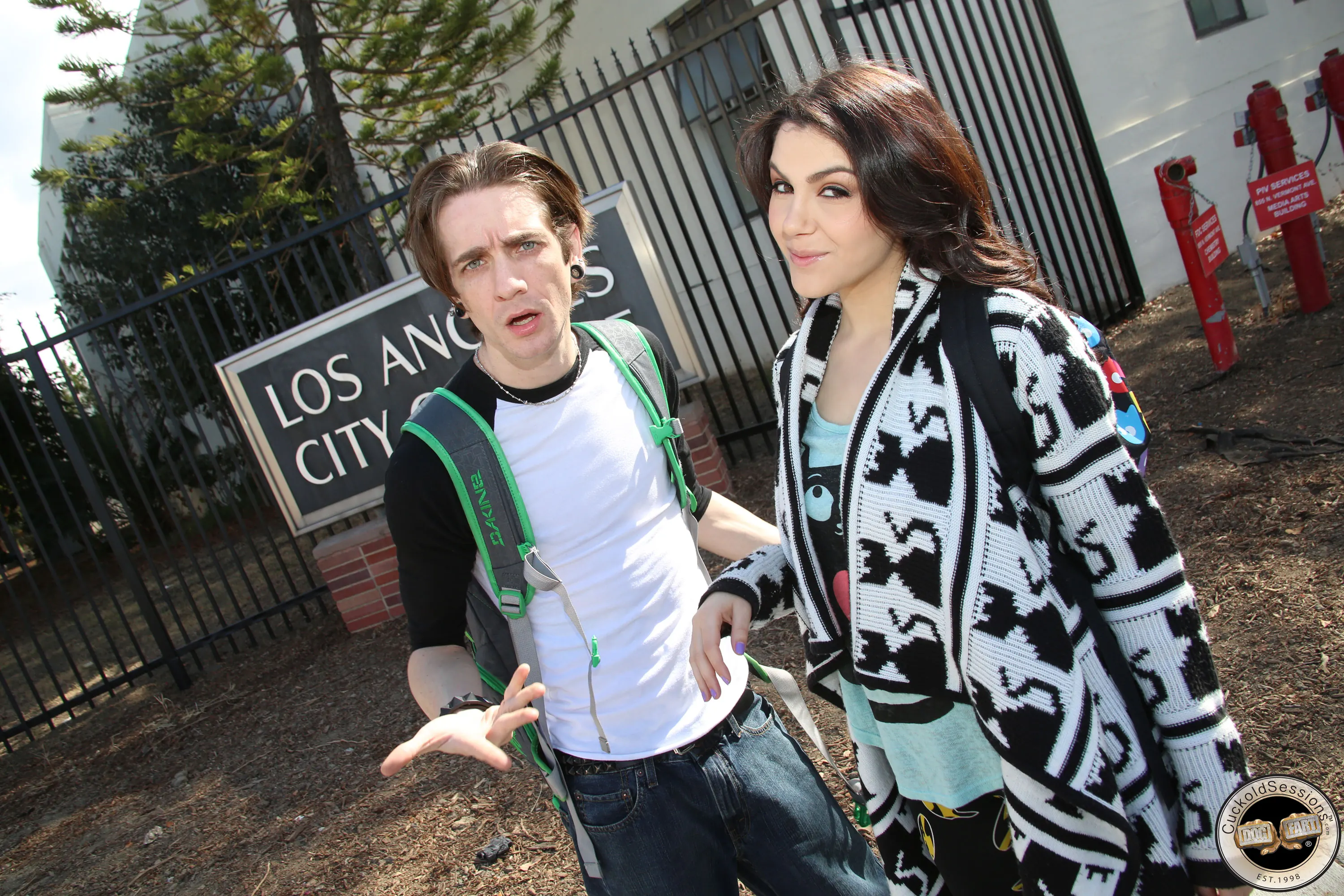 Dogfart '- Cuckold Sessions' starring Valentina Nappi (Photo 2)