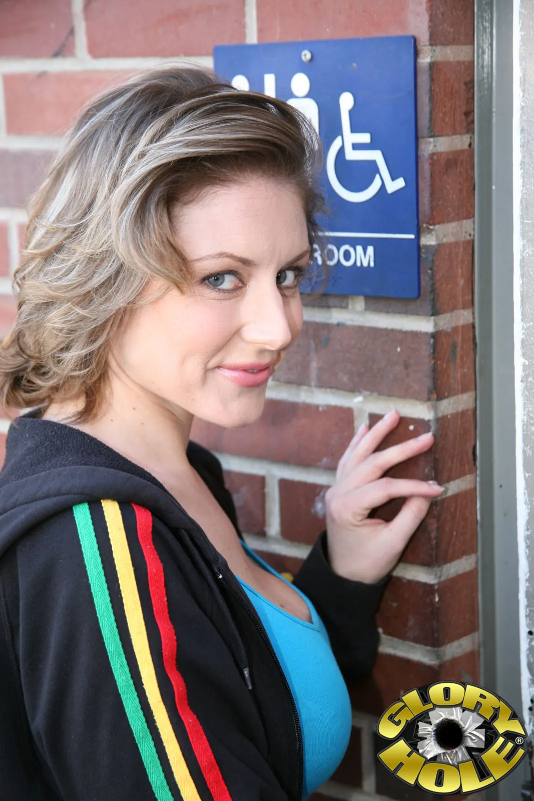 Dogfart '- Glory Hole' starring Velicity Von (Photo 3)