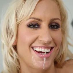 Zoey Portland in 'Dogfart' - Glory Hole (Thumbnail 30)
